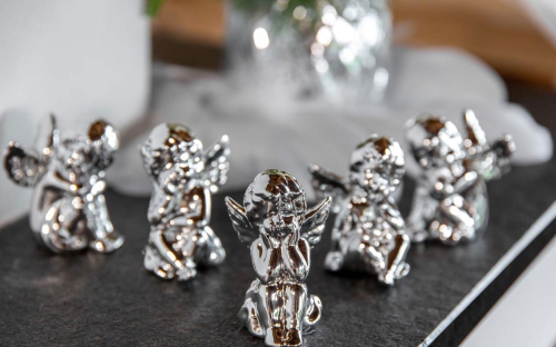 Die schönen sitzenden Engelfiguren im 5 teiligen Set - Schutzengel Set