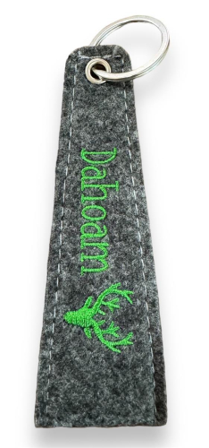 Preview: Schlüsselanhänger Filz  DAHOAM mit Hirschkopf, Rot oder Grün