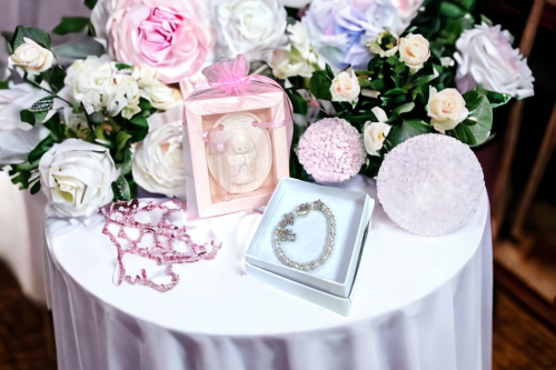 Preview: Geschenkset zur Taufe für Mädchen - Rosa - Taufengel und Armband