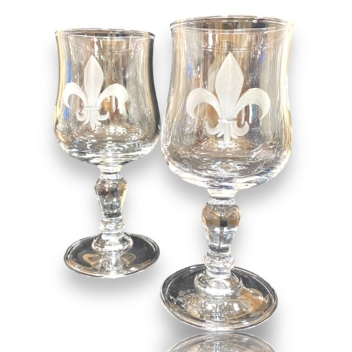 Preview: 2-teiliges Gläserset Arcoroc Normandie Weingläser mit Hand gravierter Lilie