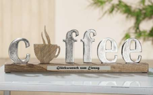 Preview: Schriftzug Coffee in Aluminium mit Holz Kaffeetasse auf Sockel