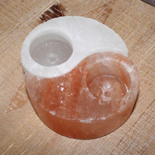 Preview: Der schöne Teelichthalter Ying & Yang aus Steinsalz + Geschenkkarte