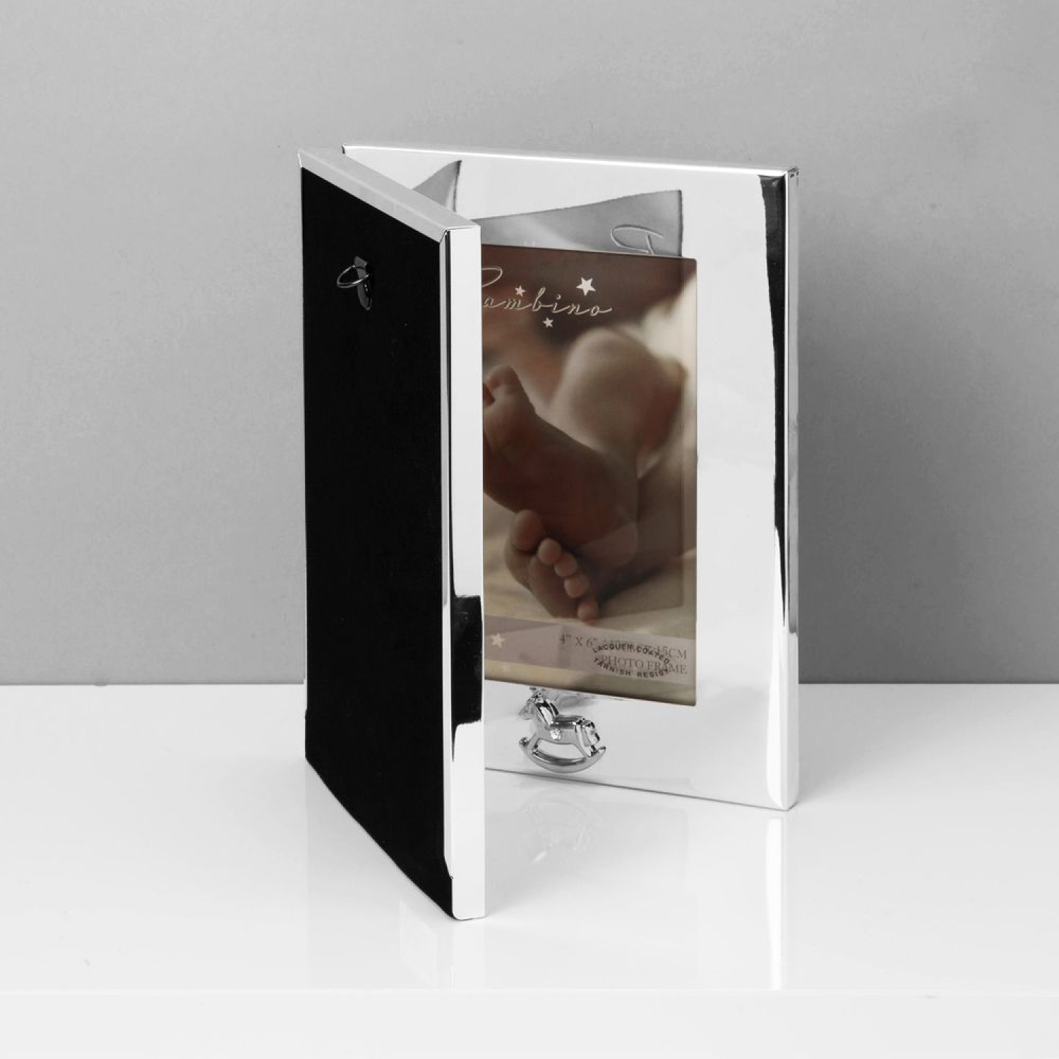 Der versilberte Doppelbilderrahmen mit Kinderwagen & Schaukelpferd - Fotorahmen für Kinder