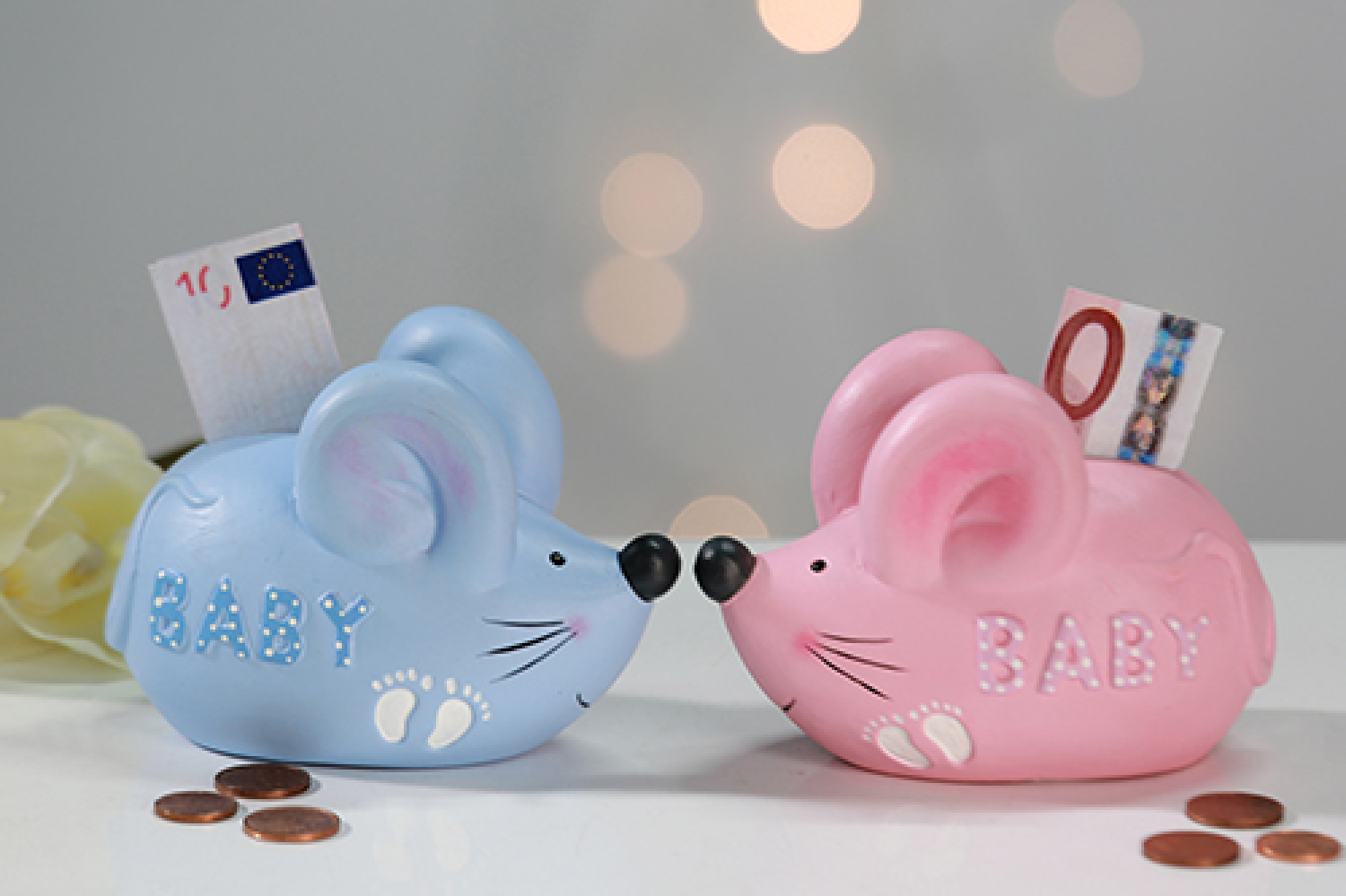 Keramik Spardose Maus mit Aufschrift Baby - Ein paar Mäuse zur Geburt eines Jungen - Hellblau - Taufgeschenk