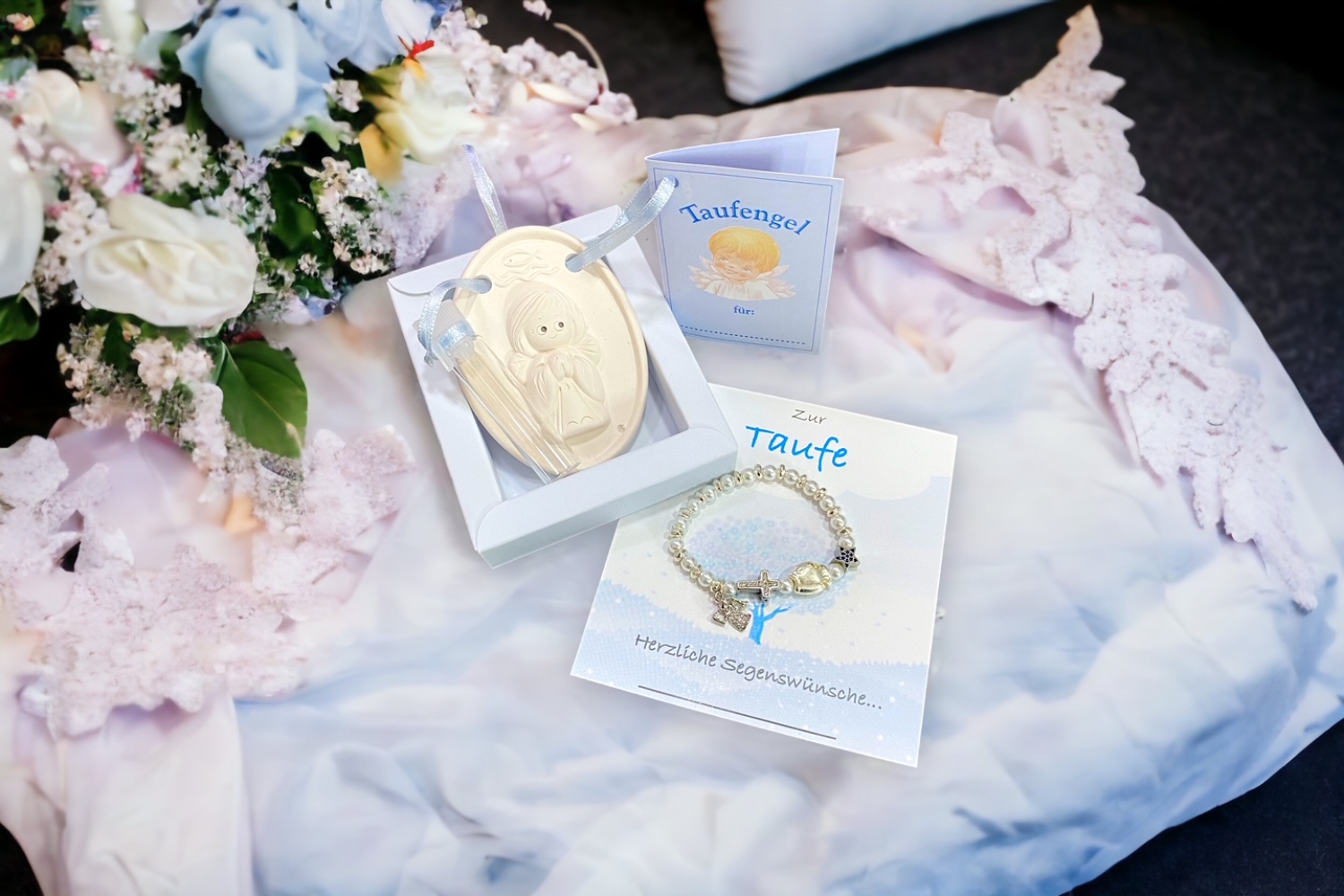 Geschenkset zur Taufe für Buben - Hellblau - Taufengel und Armband