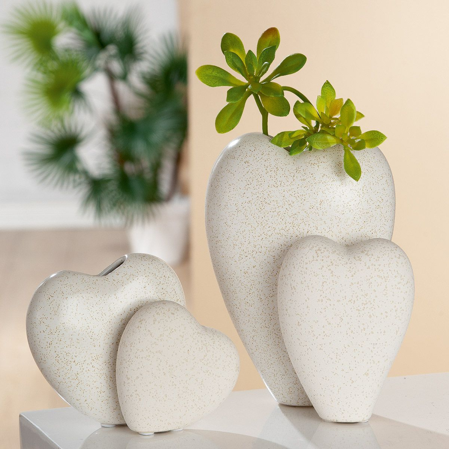 Die feine Doppelherz Vase "Cadiz" - creme-matt/glänzend