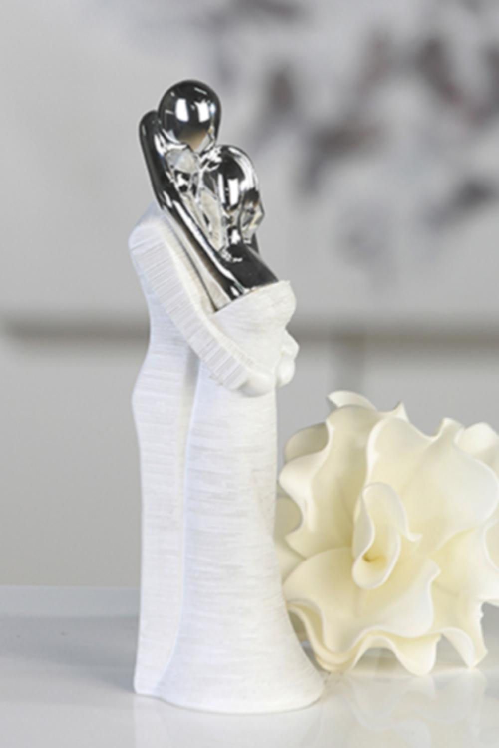 Die moderne Figur Liebespaar weiß / silber - Tolles Geschenk zur Verlobung oder Hochzeit - Statue Liebespaar