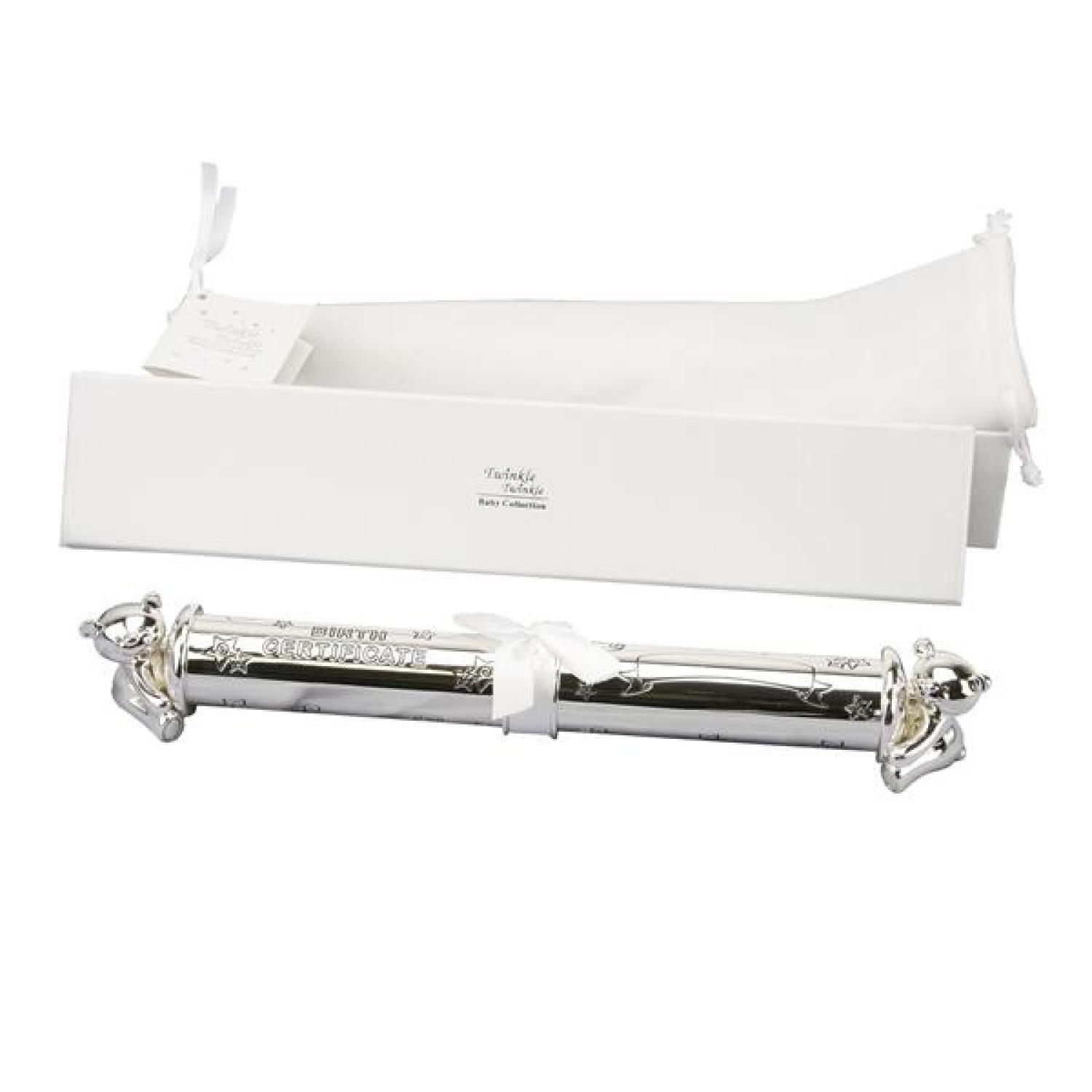 Die silberne Twinkle Rolle für die Geburtsurkunde - Taufgeschenk Geburtsurkundenrolle mit Bärchen Versilbert